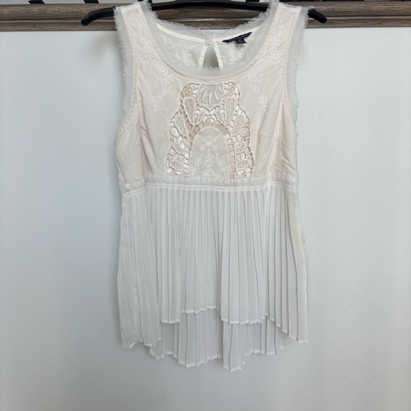 American Eagle Outfitters Tops - American Eagle Outfitters Cream Sleeveless Pleated Blouse, Size Small